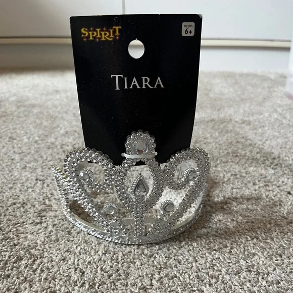 Tiara - Picture 1 of 1